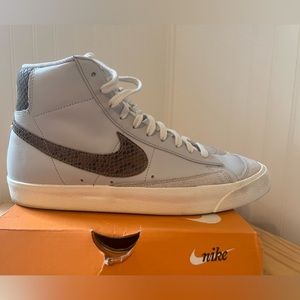 Nike Blazer high snake skin 10.5